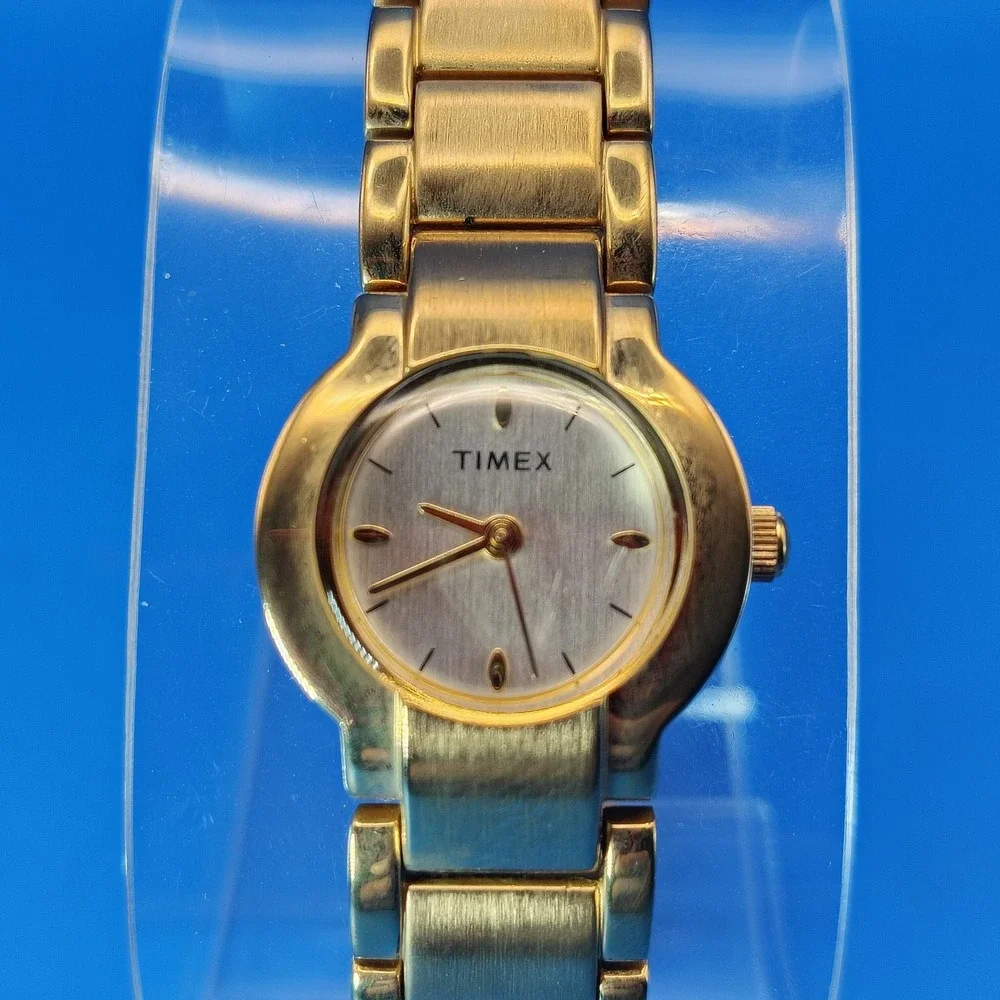 Vintage‎ 1992 Timex 30mm Integrated Bracelet Women's Quartz Watch Size 6.25